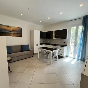 La Casa Sull'albero , Alghero Italia